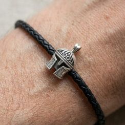 Спартанский серебряный шлем