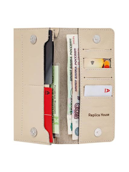 Фото функционального кошелька Цветок жизни из молочной кожи, развернутый вид с наполнением.