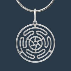 Подвеска Колесо Гекаты - кулон из серебра