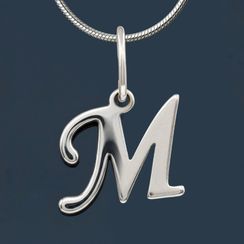 Подвеска в виде буквы М - кулон из серебра 925 пробы